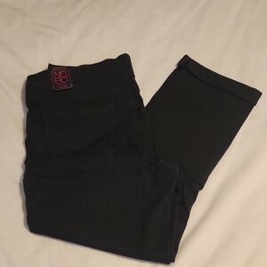 No Boundaries Black Skinny Crop Pants